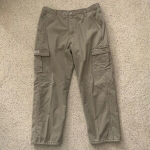 Wrangler Fleece-lined Cargo Jeans, 38W x 32L, Tan